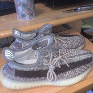 Yeezy Zyon 9.5